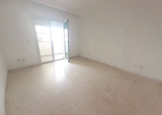 A vendre S+2 bien ensoleillé et spacieux - Bien immobilier à {"id":23,"country_id":219,"name":"TUNIS","slug":"tunis"} - Image 3 - Immo 55 - Agence Immobilière Immo 55
