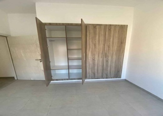 A louer appart S+3 - Bien immobilier à {"id":23,"country_id":219,"name":"TUNIS","slug":"tunis"} - Agence Immobilière immo\'in