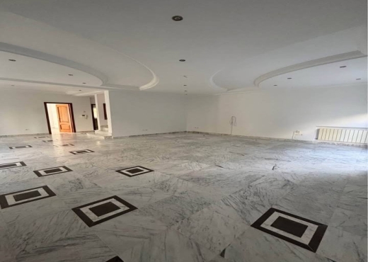 A louer une grande villa au Lac 2 - Bien immobilier à {"id":23,"country_id":219,"name":"TUNIS","slug":"tunis"} - Image 2 - Agence Immobilière Maison Plus Elite