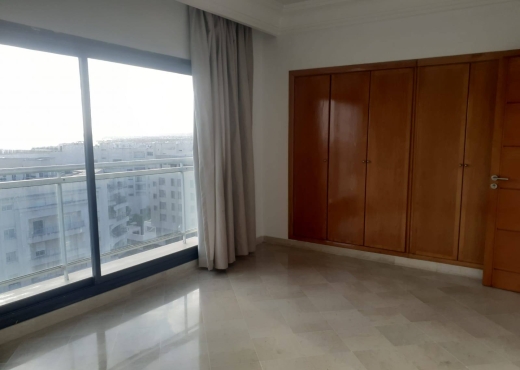 A louer un grand Duplex de 250 m² - Bien immobilier à {"id":23,"country_id":219,"name":"TUNIS","slug":"tunis"} - Agence Immobilière immo\'in