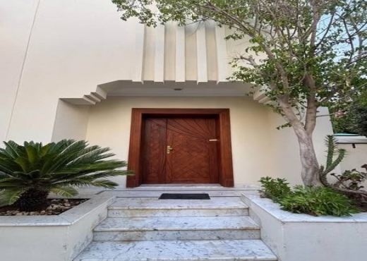 A louer une grande villa au Lac 2 - Bien immobilier à {"id":23,"country_id":219,"name":"TUNIS","slug":"tunis"} - Image 3 - Agence Immobilière Maison Plus Elite