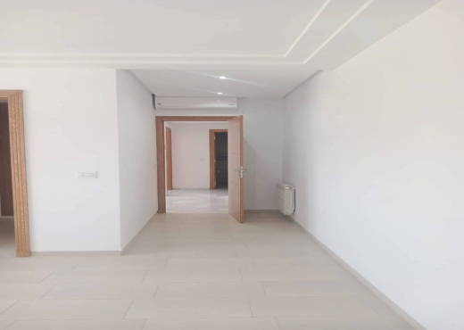 A vendre duplex cite Ennasr - Bien immobilier à {"id":1,"country_id":219,"name":"ARIANA","slug":"ariana"} - Image 2 - Agence Immobilière Maison Plus Elite